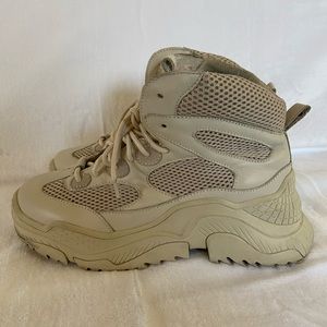 Jeffrey Campbell Pyro Super Chunky Dad Boyfriend Wedge cream sneaker boot size 8